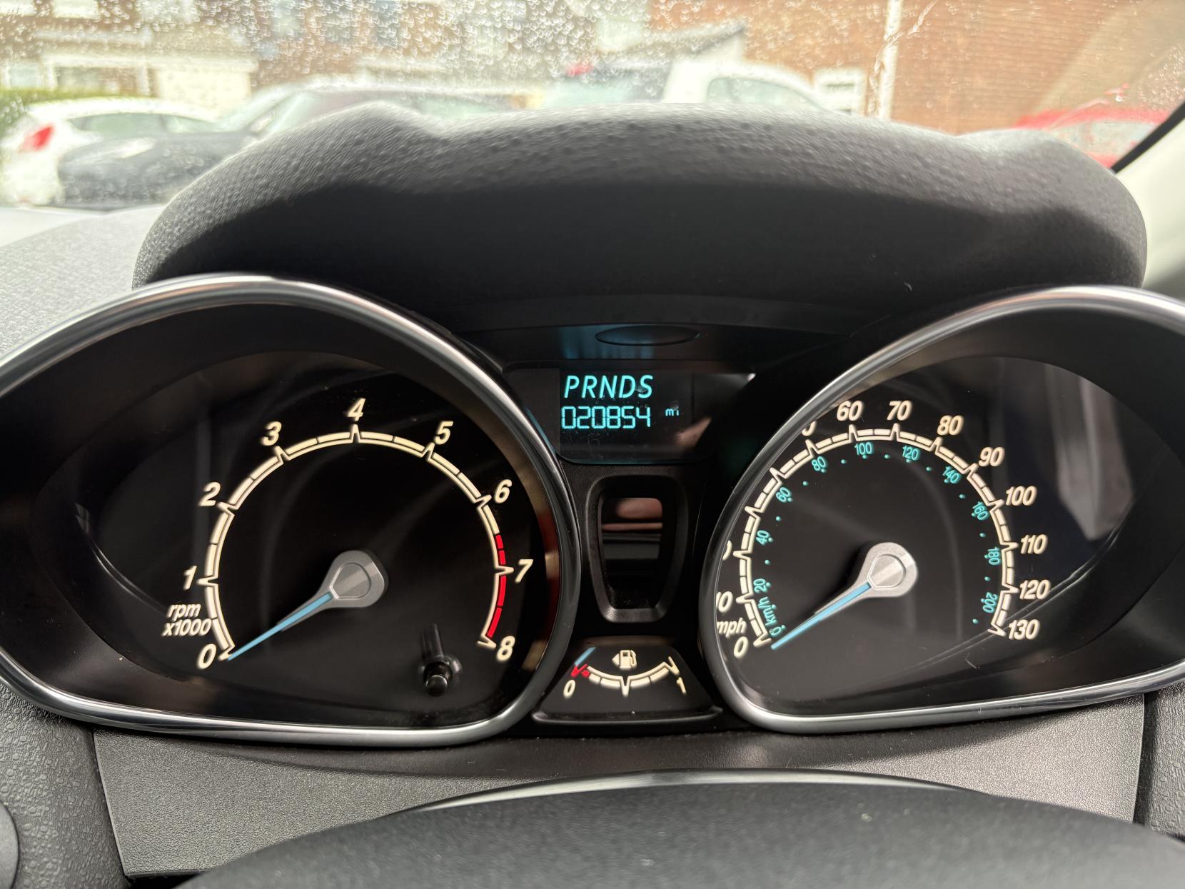 Ford Fiesta 1.0T EcoBoost Titanium Hatchback 5dr Petrol Powershift Euro 6 (100 ps)